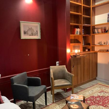 Au Pied Du Beffroy Apartment Arras Exterior photo